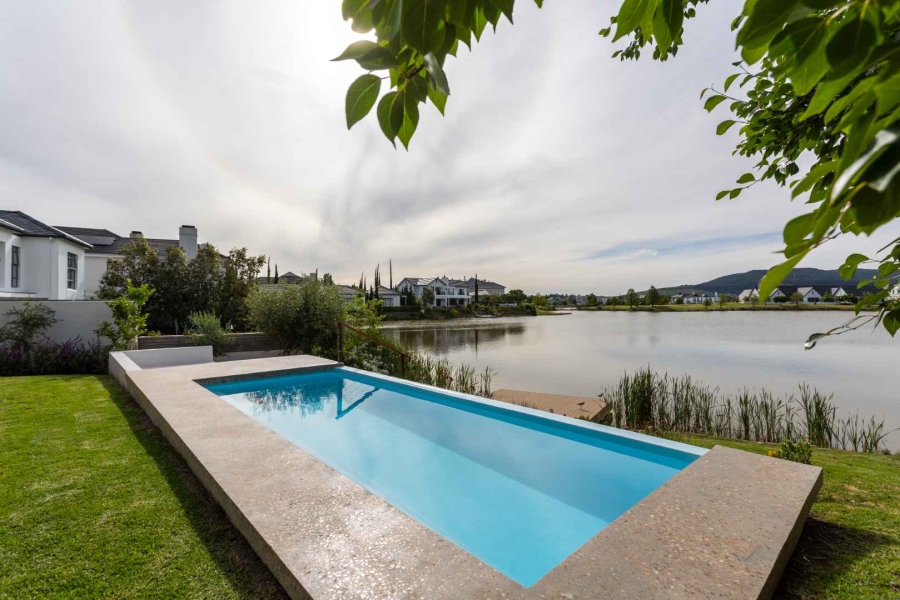 4 Bedroom Property for Sale in Val De Vie Estate Western Cape